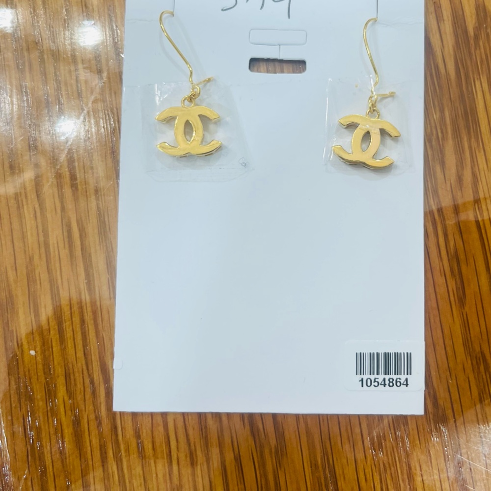 18 K Egyptian Gold Channel Earring